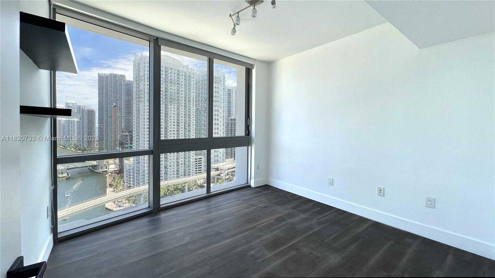Small Image of 350 SOUTH MIAMI AVE #2401, Miami Number 5