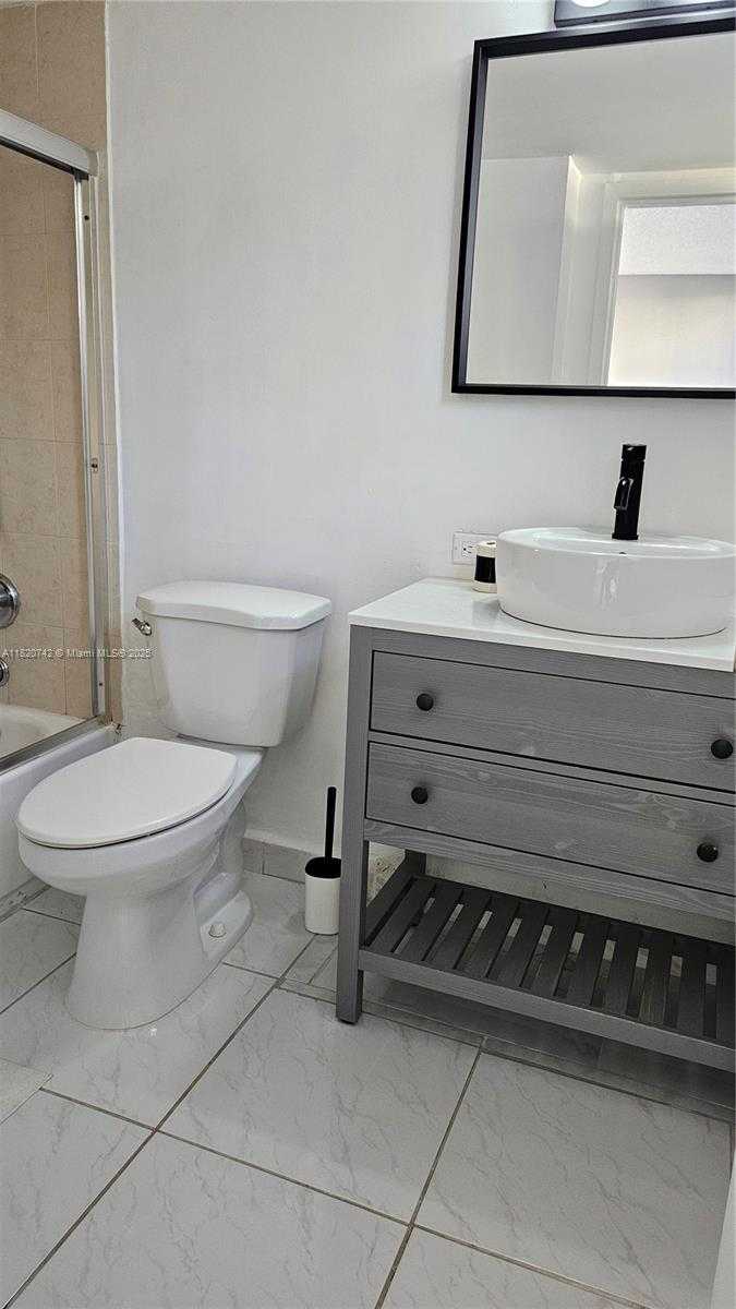 Small Image of 17011 NORTH BAY RD #308, Sunny Isles Beach Number 16