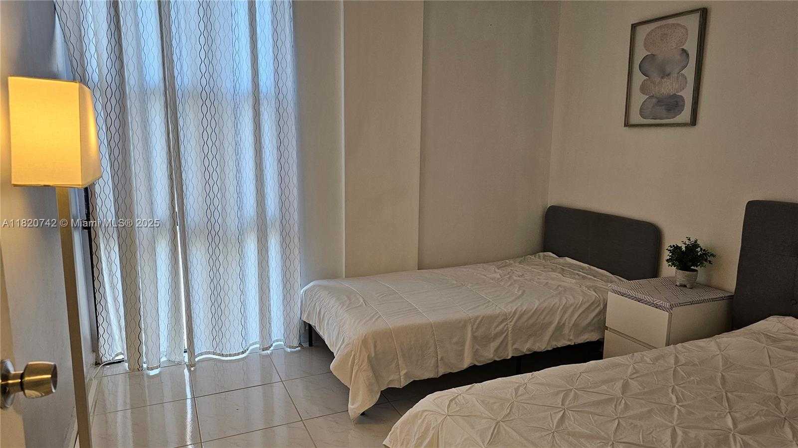 Small Image of 17011 NORTH BAY RD #308, Sunny Isles Beach Number 9