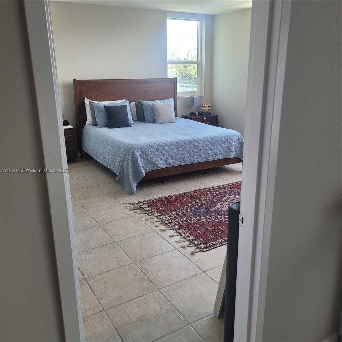 Small Image of 9111 EAST BAY HARBOR DR #3A, Bay Harbor Islands Number 23