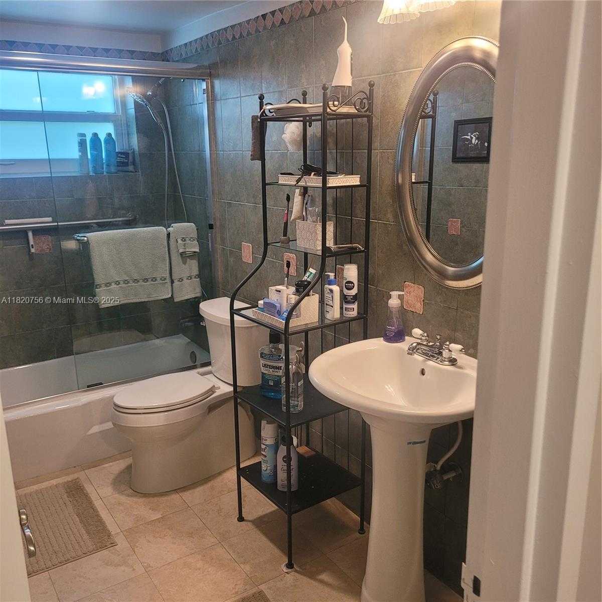 Small Image of 9111 EAST BAY HARBOR DR #3A, Bay Harbor Islands Number 30