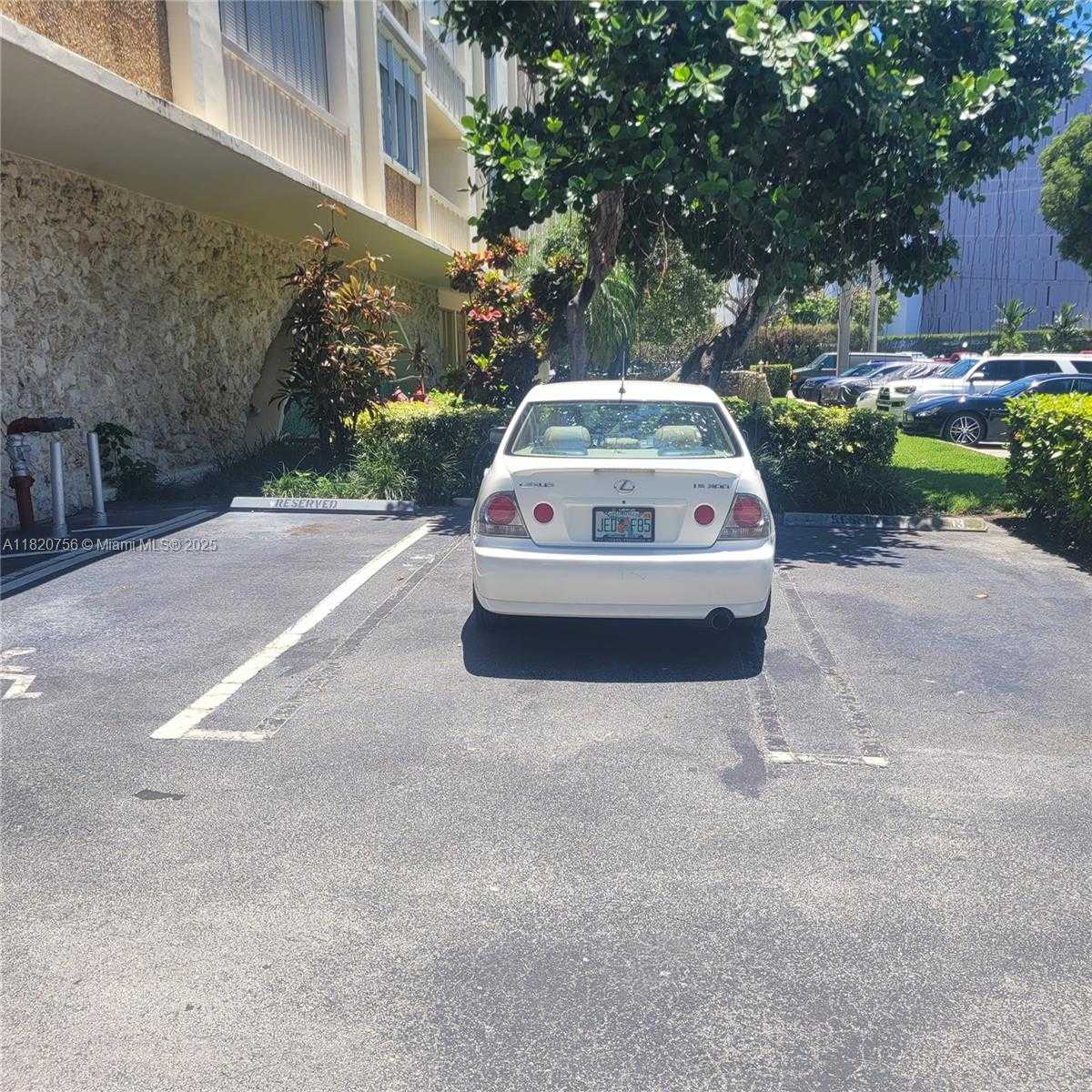 Small Image of 9111 EAST BAY HARBOR DR #3A, Bay Harbor Islands Number 36