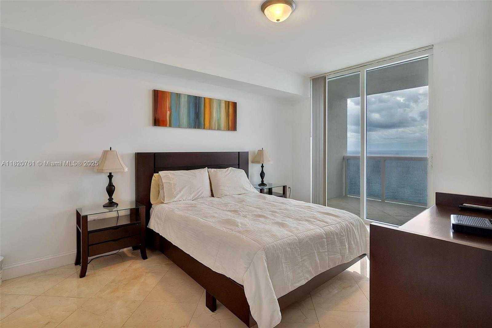 Small Image of 1850 SOUTH OCEAN DR #4203, Hallandale Beach Number 31