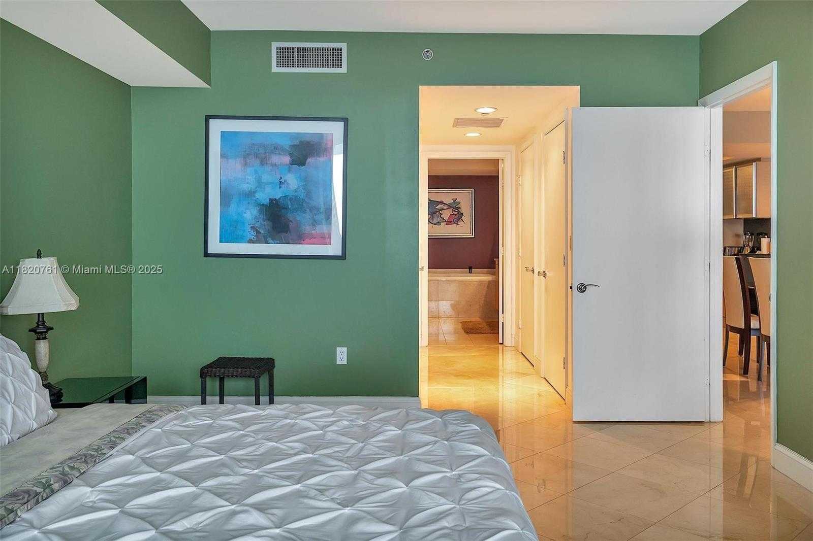Small Image of 1850 SOUTH OCEAN DR #4203, Hallandale Beach Number 39