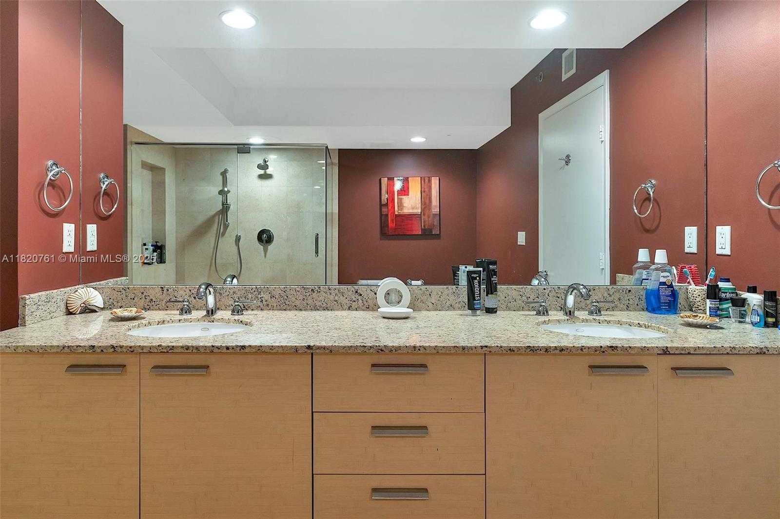 Small Image of 1850 SOUTH OCEAN DR #4203, Hallandale Beach Number 42