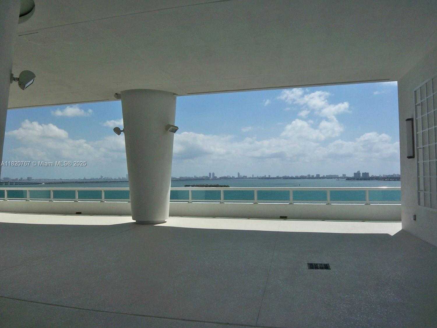 Small Image of 1800 NORTH BAYSHORE DR #3608, Miami Number 14