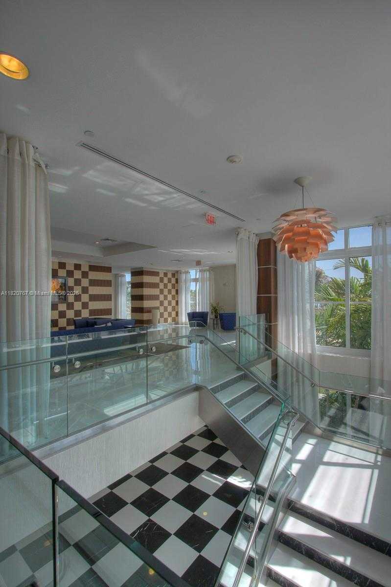 Small Image of 1800 NORTH BAYSHORE DR #3608, Miami Number 15