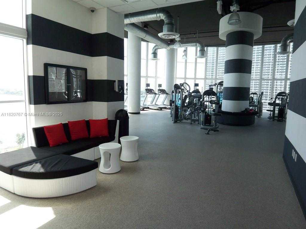 Small Image of 1800 NORTH BAYSHORE DR #3608, Miami Number 20