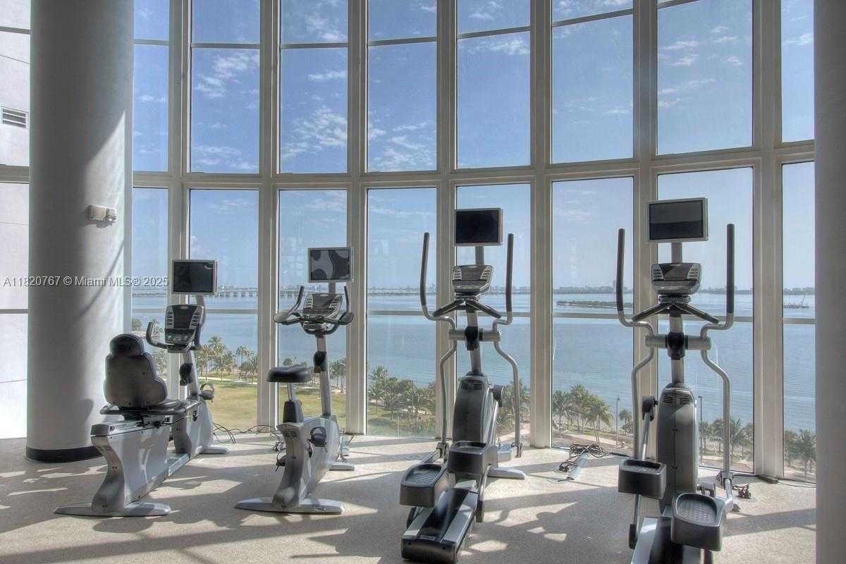Small Image of 1800 NORTH BAYSHORE DR #3608, Miami Number 23