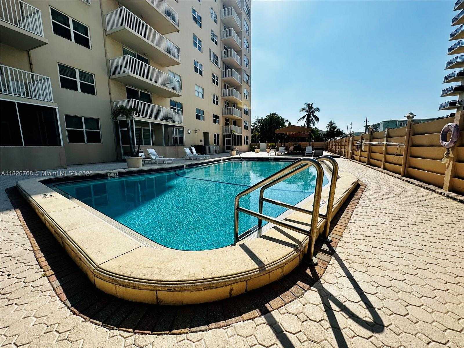 Small Image of 1401 SOUTH OCEAN DR #803, Hollywood Number 23
