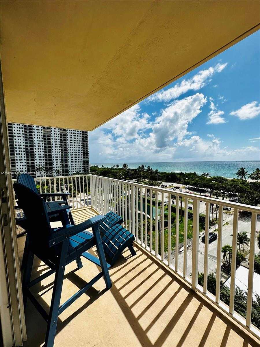 Small Image of 1401 SOUTH OCEAN DR #803, Hollywood Number 4