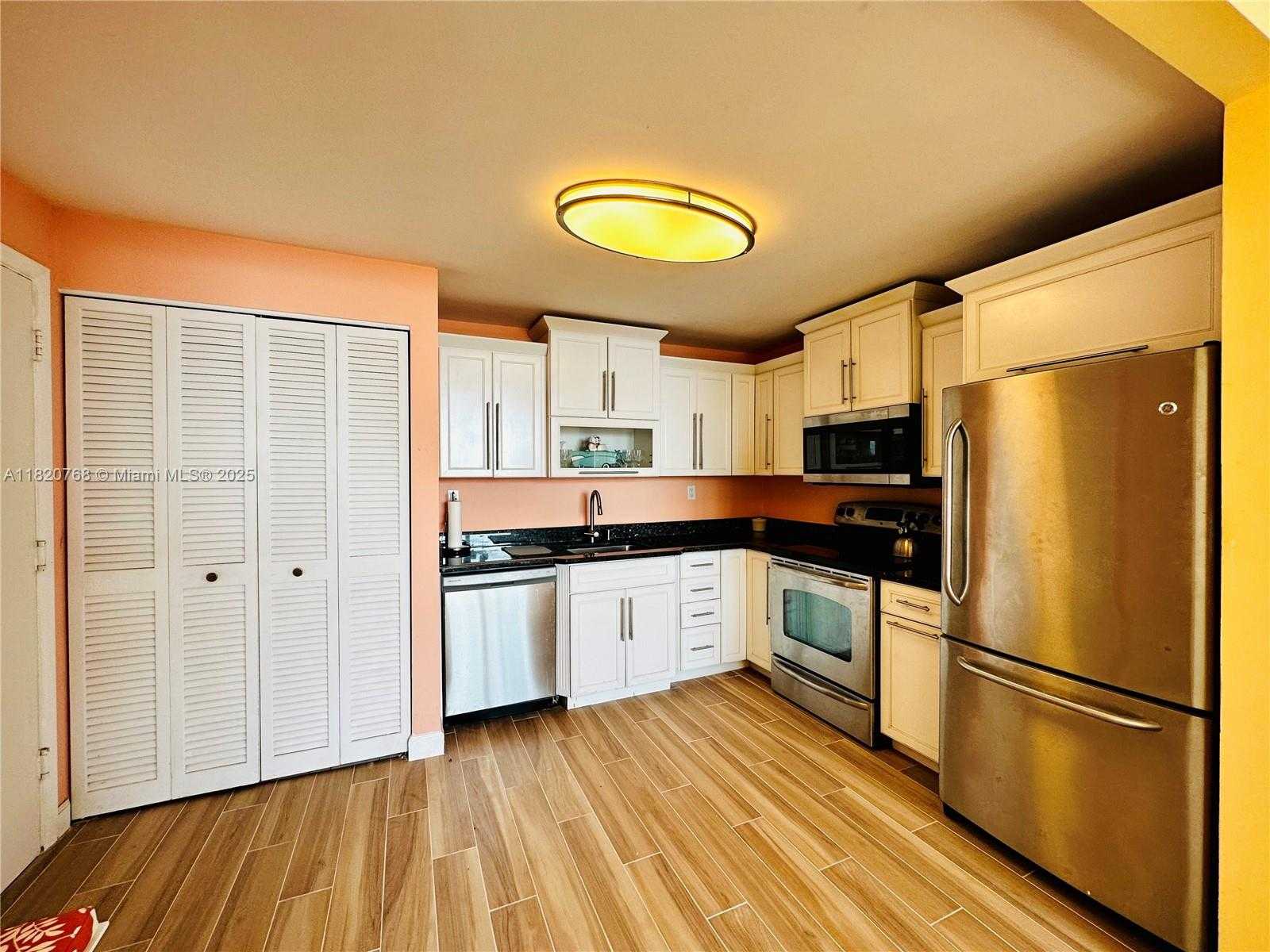 Small Image of 1401 SOUTH OCEAN DR #803, Hollywood Number 8