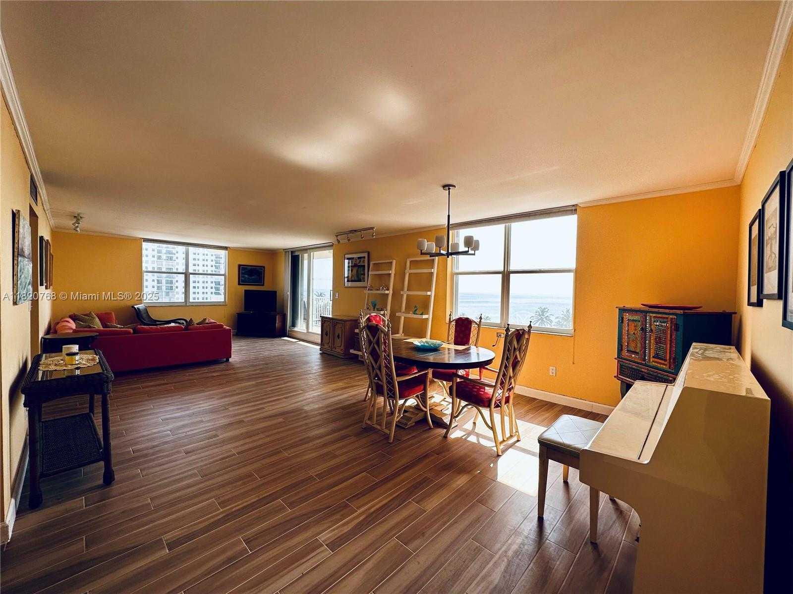 Small Image of 1401 SOUTH OCEAN DR #803, Hollywood Number 9