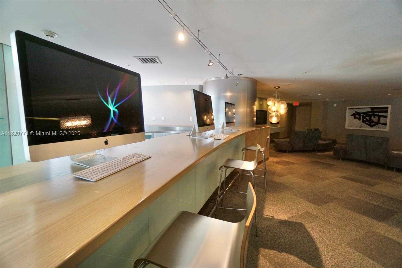 Small Image of 92 SOUTH WEST 3RD ST #1707, Miami Number 43