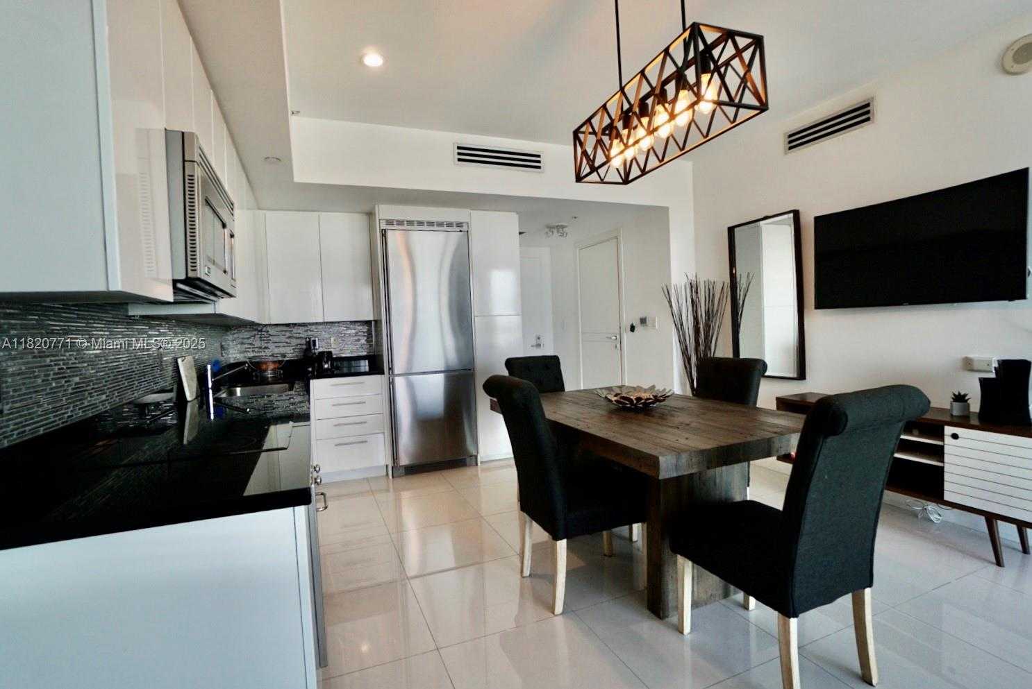 Small Image of 92 SOUTH WEST 3RD ST #1707, Miami Number 9