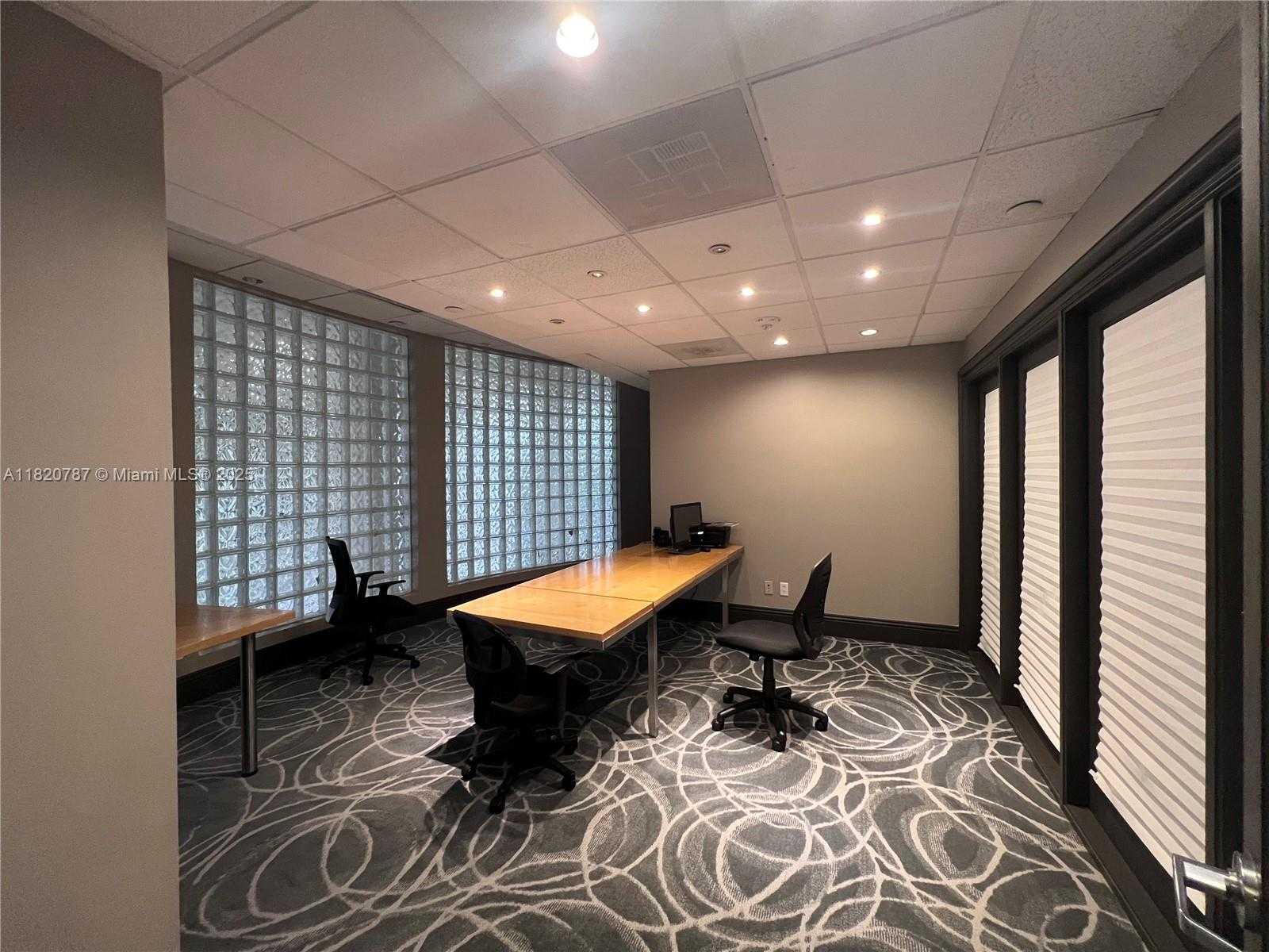Small Image of 770 CLAUGHTON ISLAND DR #1601, Miami Number 26