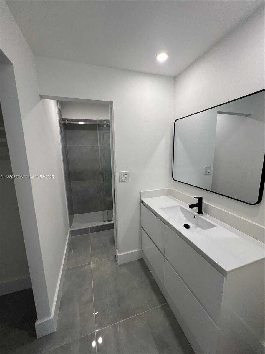 Small Image of 16710 NORTH EAST 9TH AVE #805, North Miami Beach Number 10