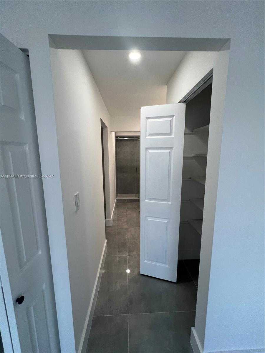 Small Image of 16710 NORTH EAST 9TH AVE #805, North Miami Beach Number 11