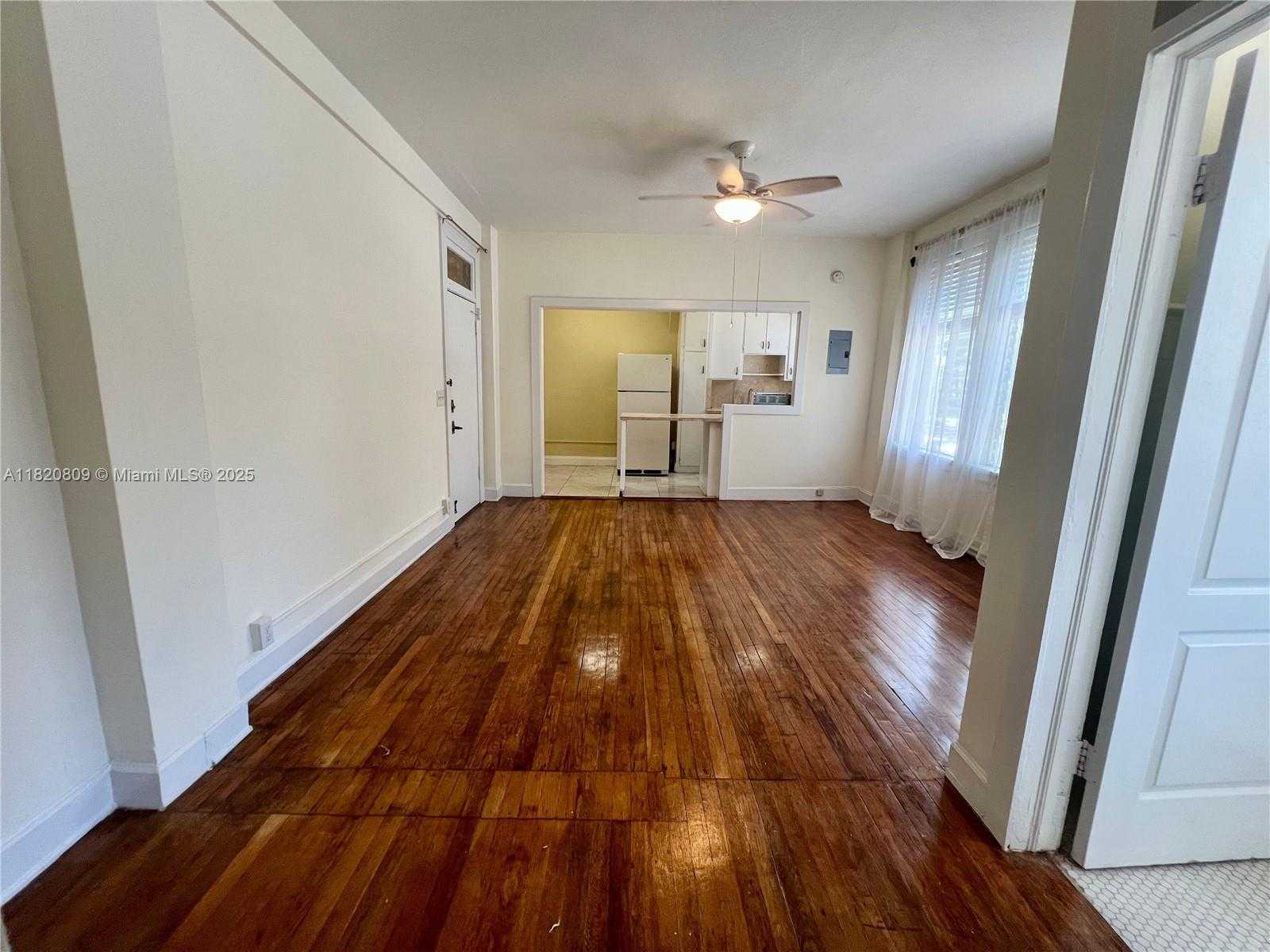 Small Image of 1361 MERIDIAN AVE #3, Miami Beach Number 7
