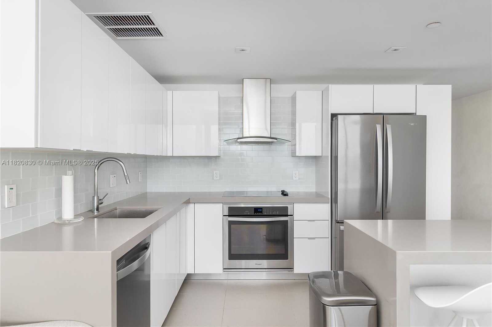 Small Image of 1600 NORTH EAST 1ST AVE #1901-20, Miami Number 23
