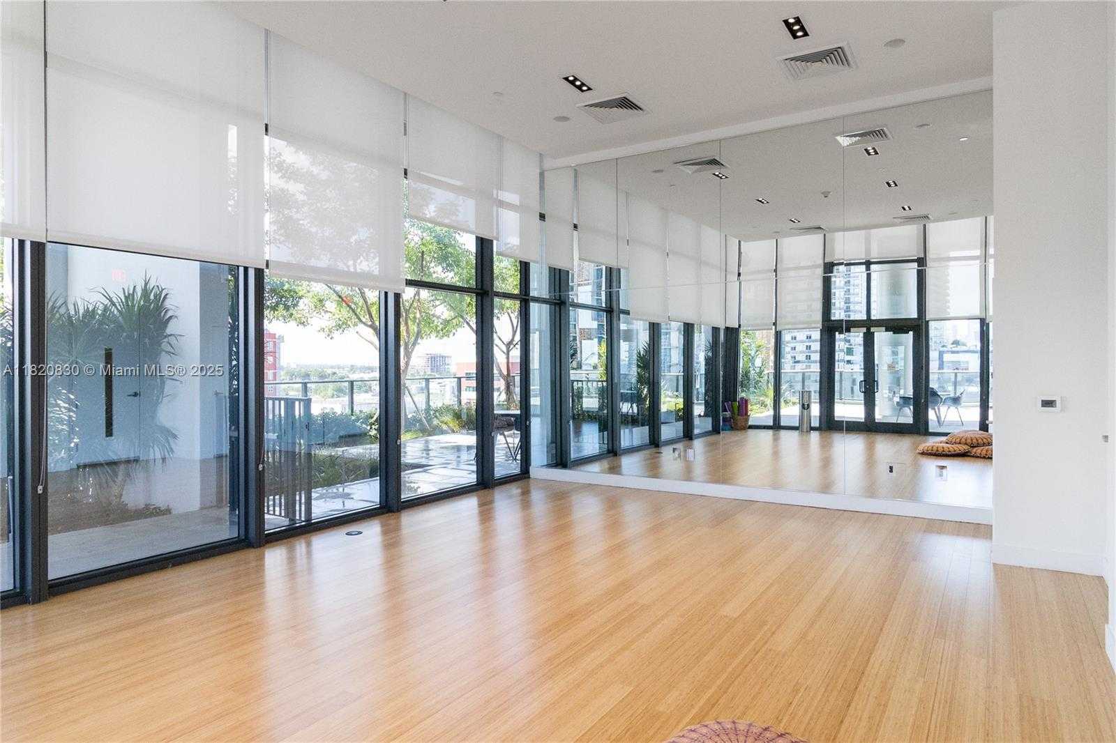Small Image of 1600 NORTH EAST 1ST AVE #1901-20, Miami Number 44