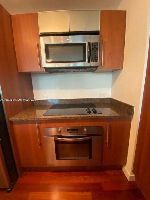 Small Image of 300 SOUTH BISCAYNE BLVD #T-2107, Miami Number 10