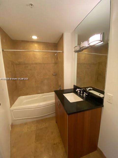 Small Image of 300 SOUTH BISCAYNE BLVD #T-2107, Miami Number 7