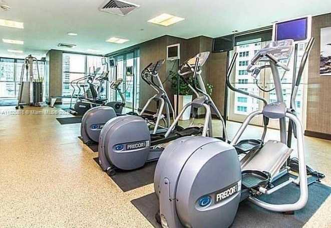 Small Image of 950 BRICKELL BAY DR #3206, Miami Number 11