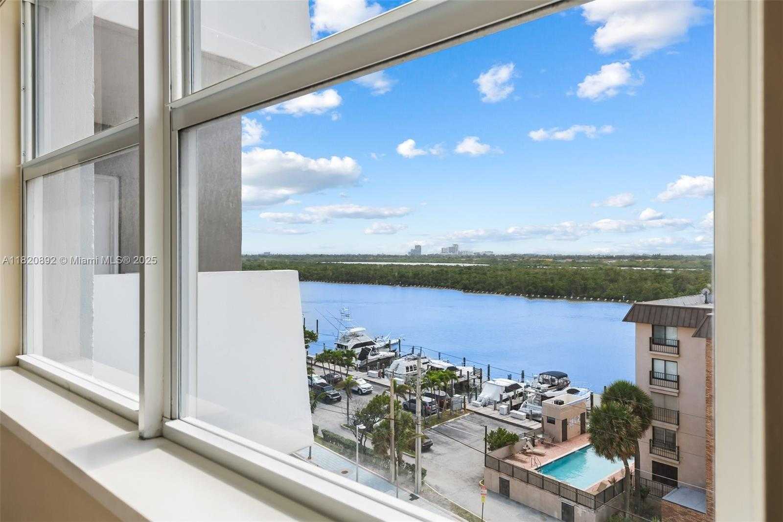 Small Image of 3111 NORTH OCEAN DR #701, Hollywood Number 16