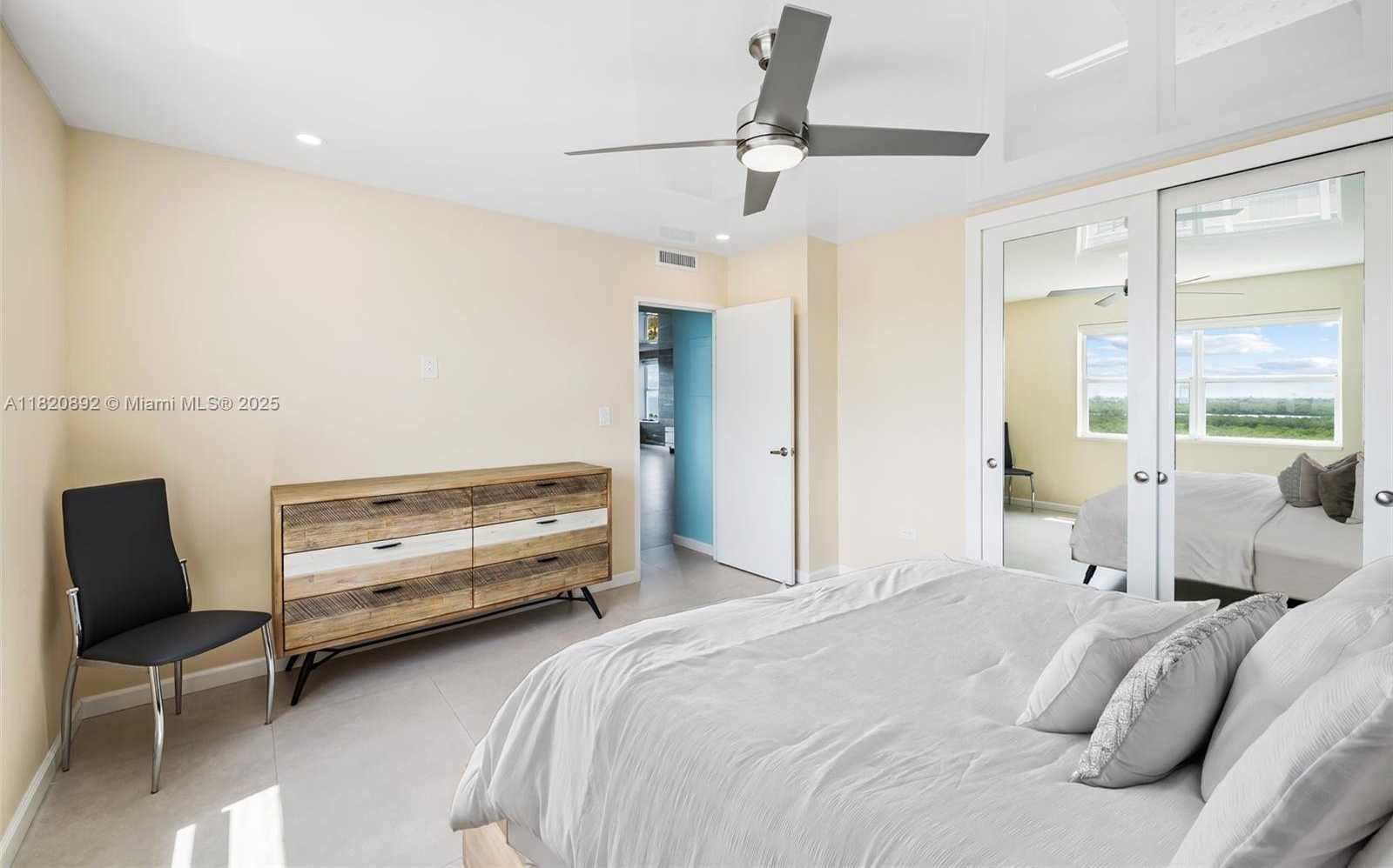 Small Image of 3111 NORTH OCEAN DR #701, Hollywood Number 17