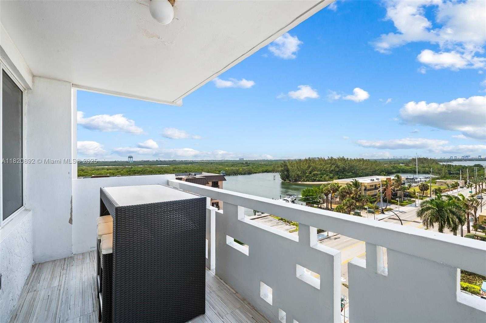 Small Image of 3111 NORTH OCEAN DR #701, Hollywood Number 18
