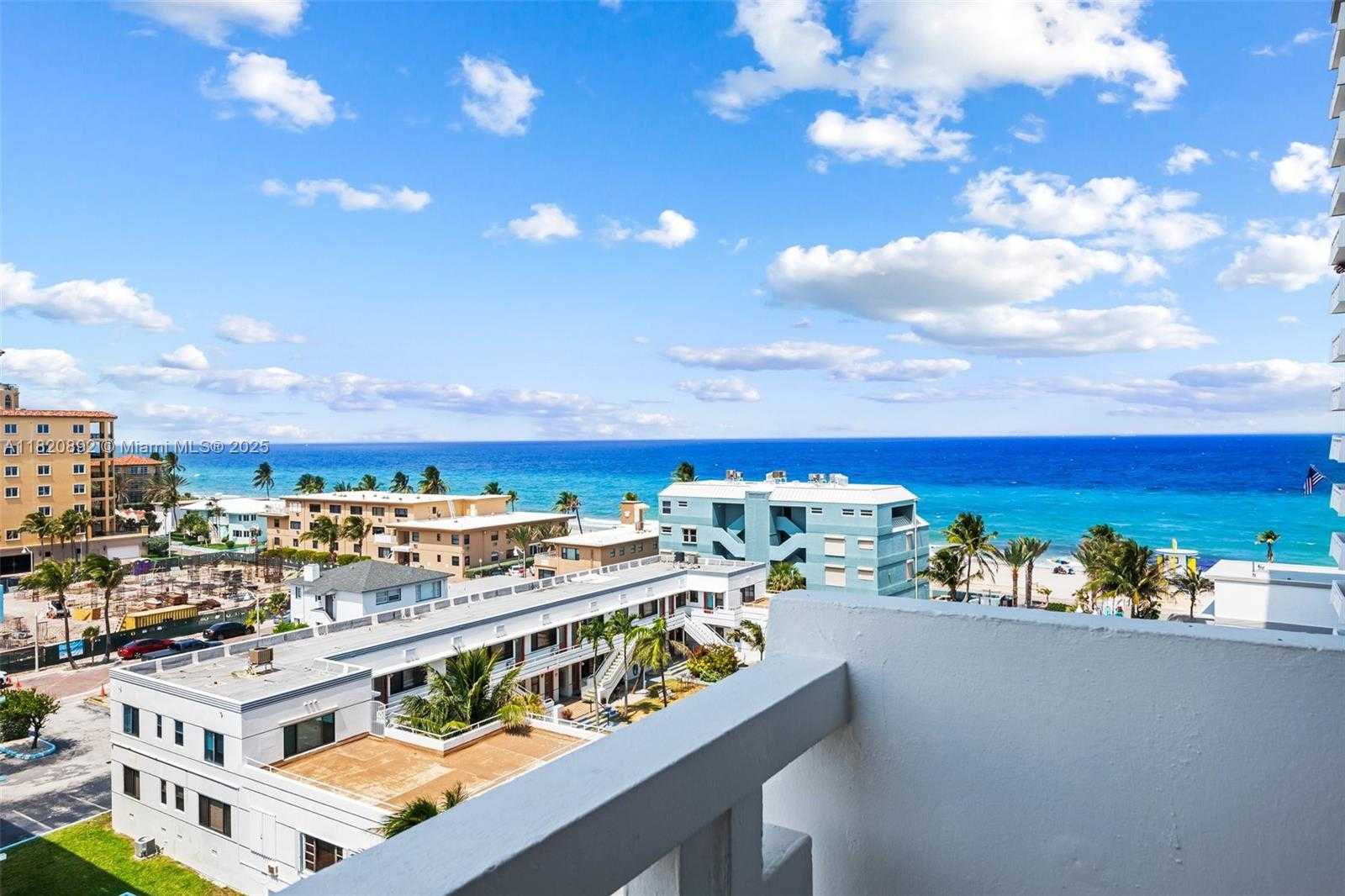 Small Image of 3111 NORTH OCEAN DR #701, Hollywood Number 22
