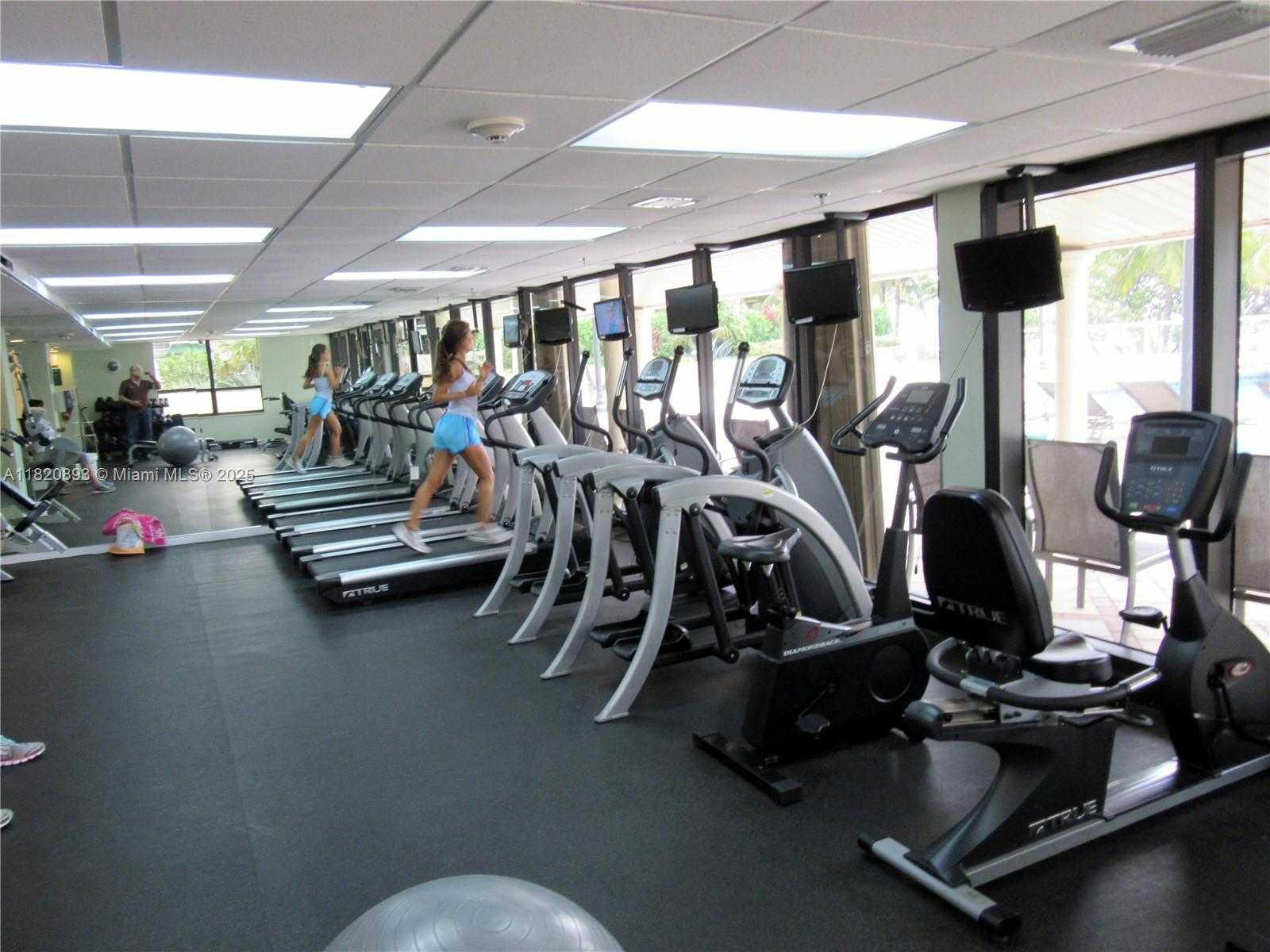 Small Image of 10185 COLLINS AVE #321, Bal Harbour Number 15