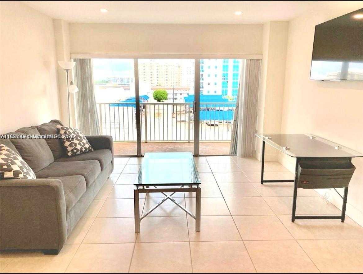 Small Image of 1965 SOUTH OCEAN DRIVE #5B, Hallandale Beach Number 9