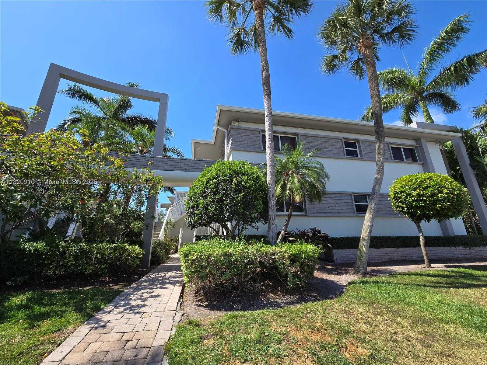 Small Image of 1152 99TH ST #28, Bay Harbor Islands Number 26
