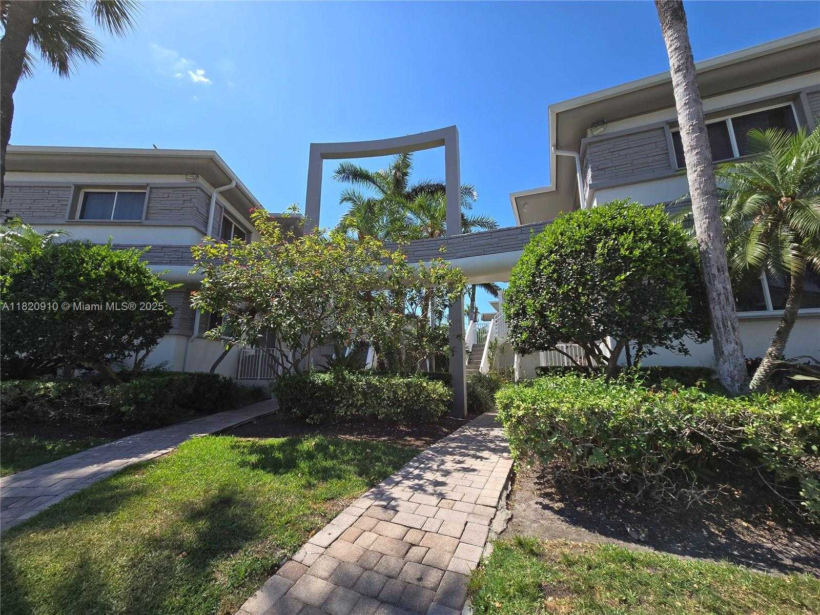 Small Image of 1152 99TH ST #28, Bay Harbor Islands Number 27