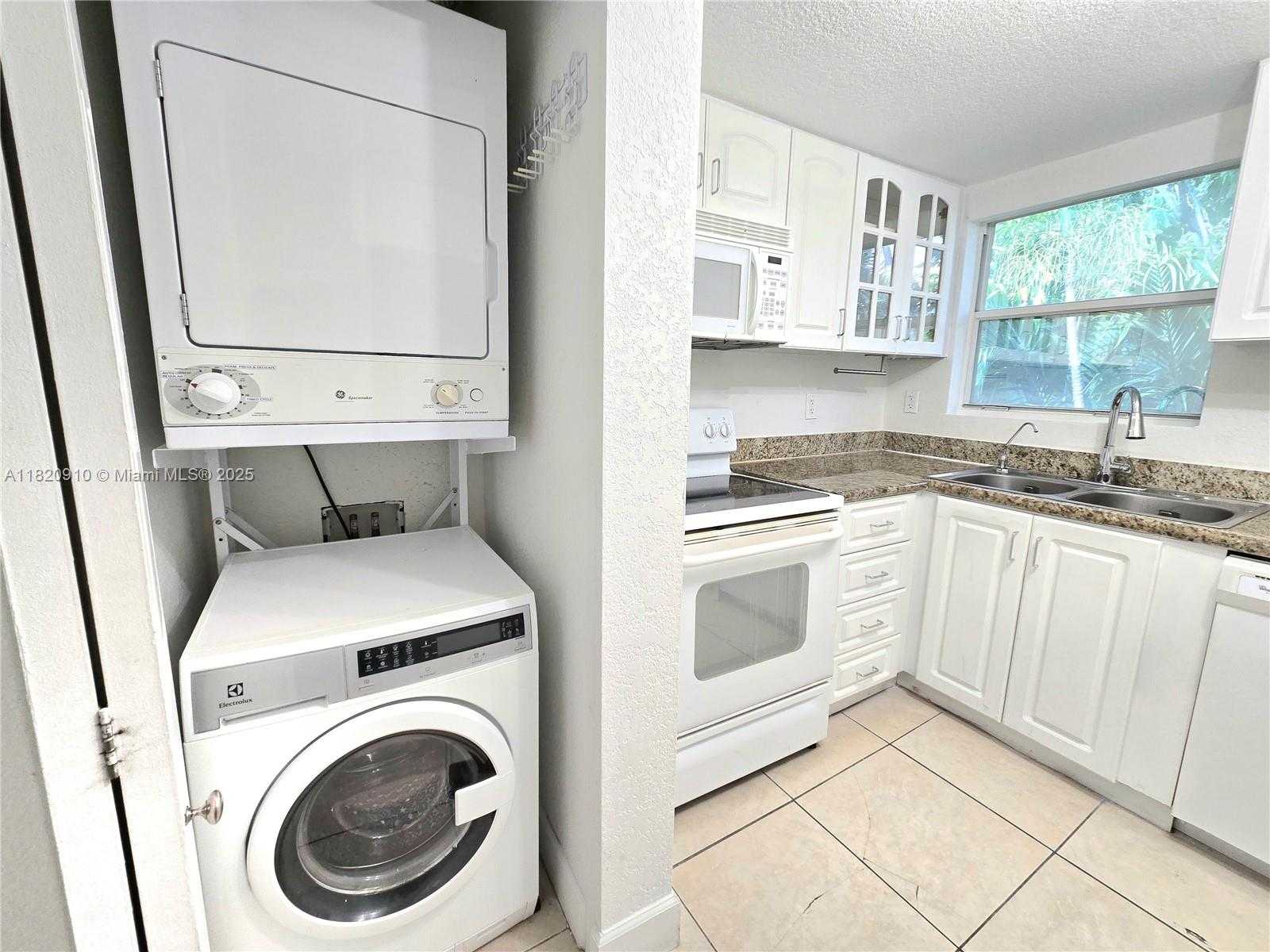 Small Image of 1152 99TH ST #28, Bay Harbor Islands Number 6