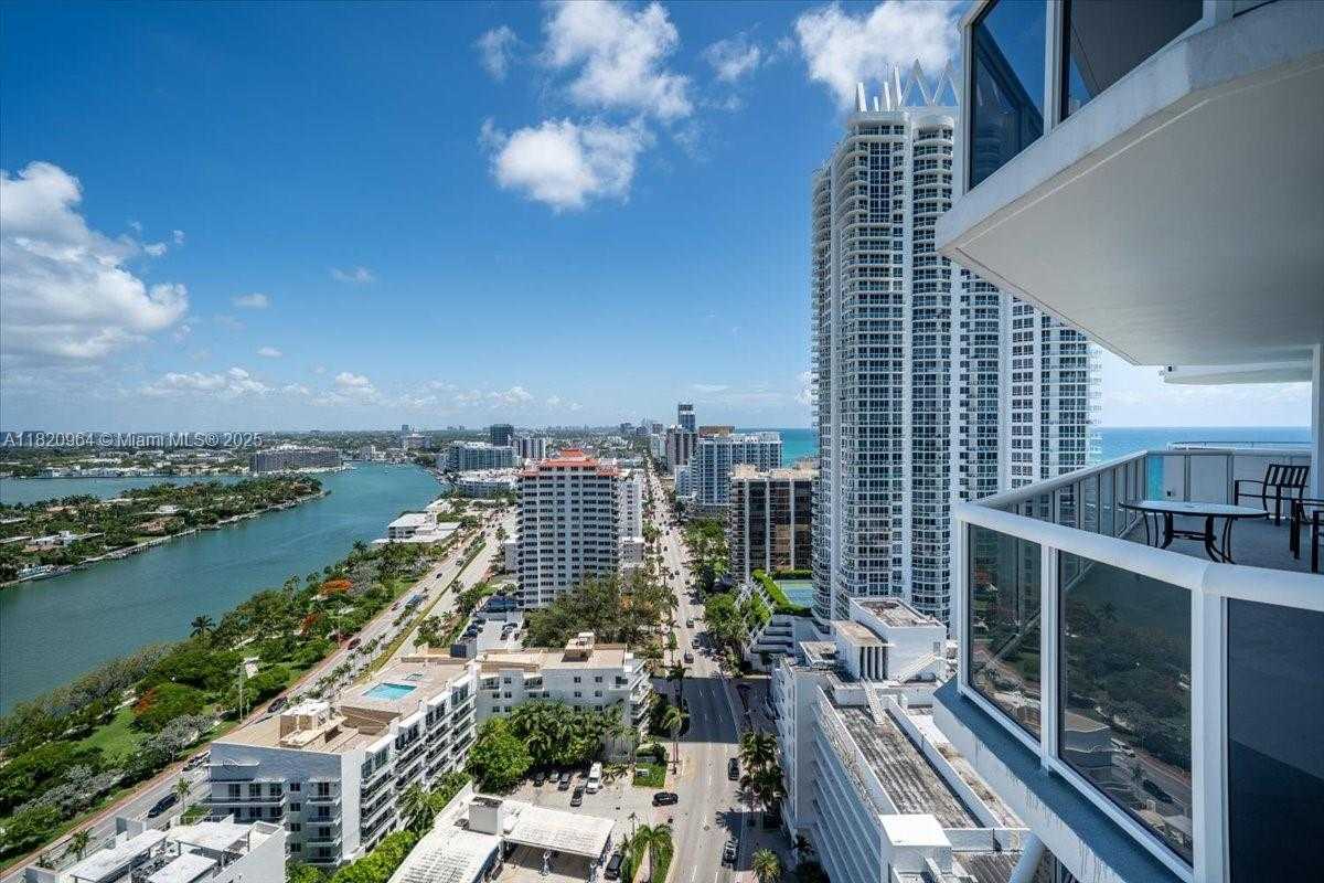 Small Image of 6301 COLLINS AVE #2705, Miami Beach Number 2