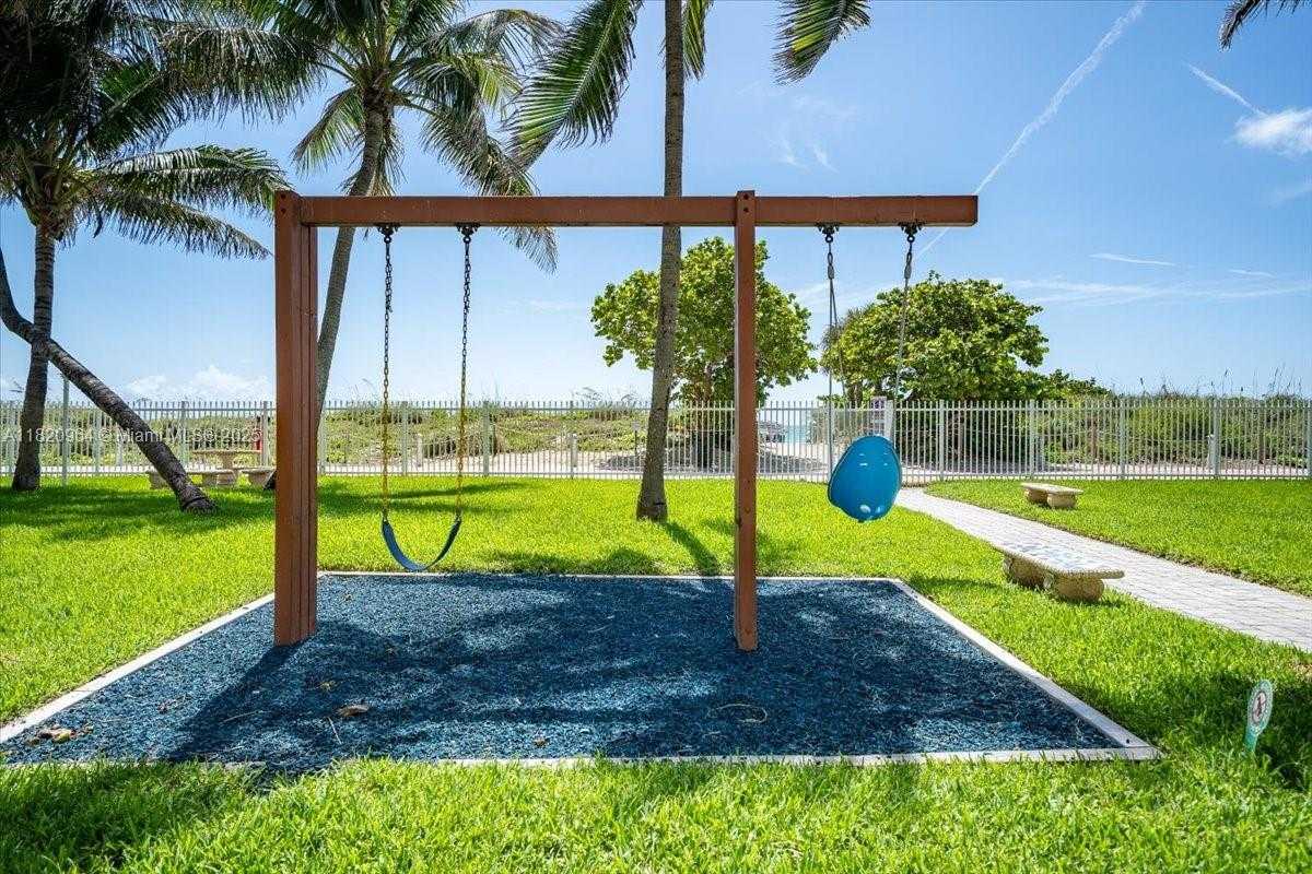 Small Image of 6301 COLLINS AVE #2705, Miami Beach Number 20