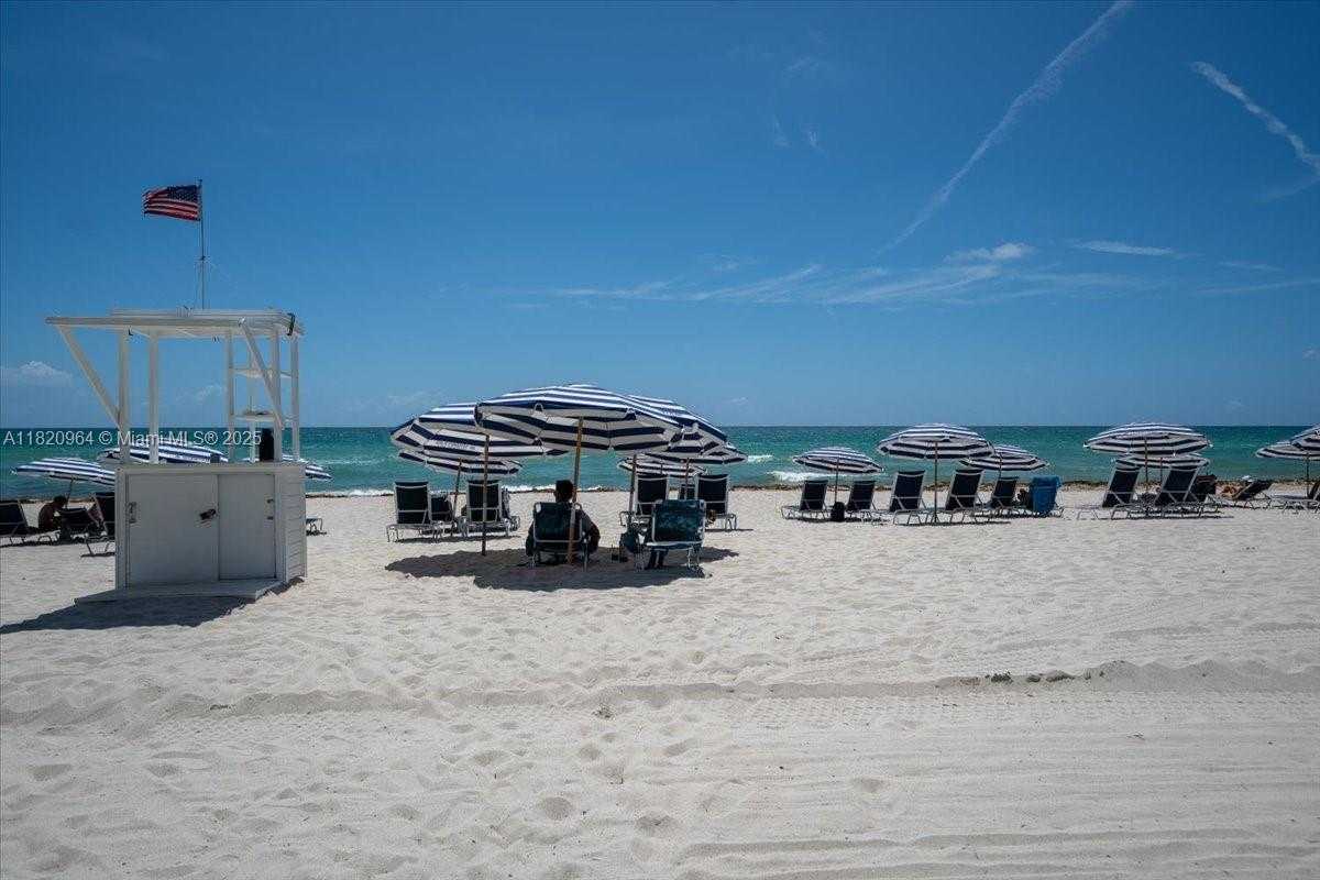 Small Image of 6301 COLLINS AVE #2705, Miami Beach Number 28