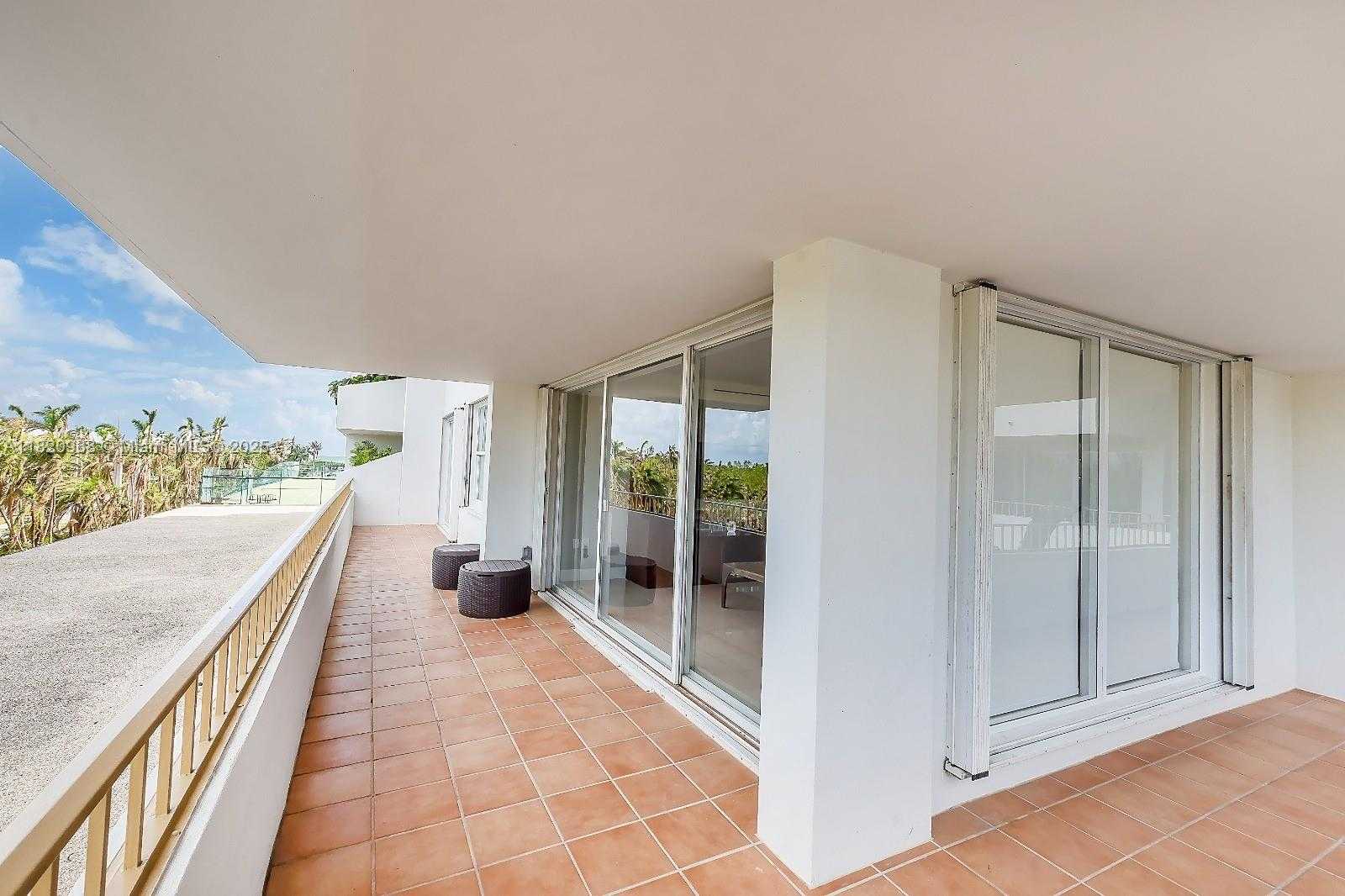 Small Image of 155 OCEAN LANE DR #408-308, Key Biscayne Number 17