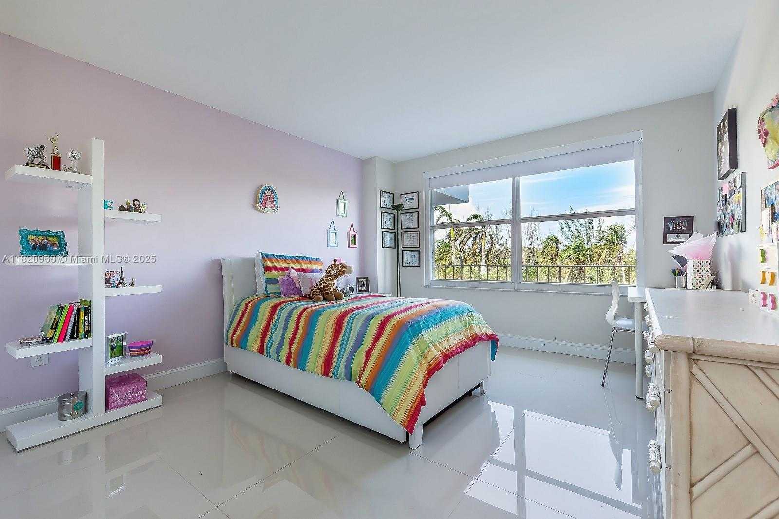 Small Image of 155 OCEAN LANE DR #408-308, Key Biscayne Number 20