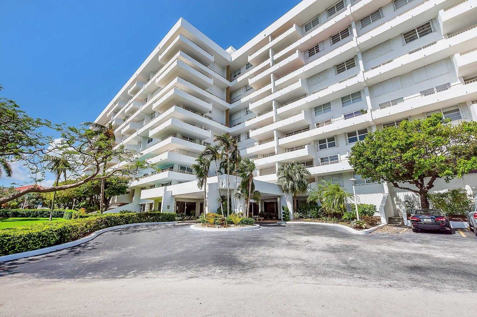 Small Image of 155 OCEAN LANE DR #408-308, Key Biscayne Number 21