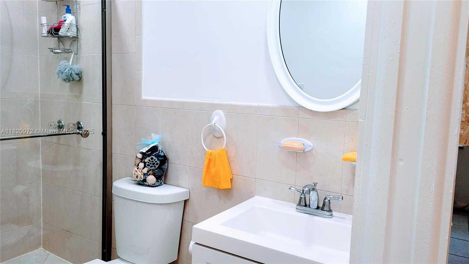 Small Image of 524 WASHINGTON AVE #213, Miami Beach Number 19