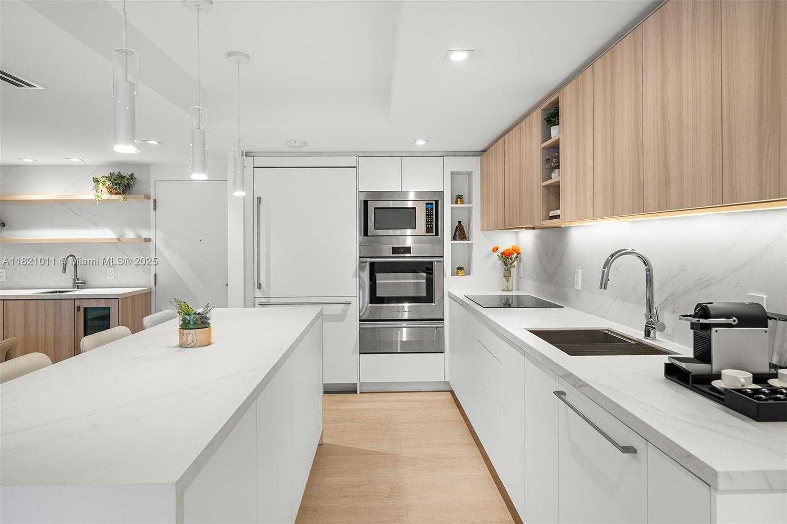 Small Image of 2301 COLLINS AVE #630, Miami Beach Number 32