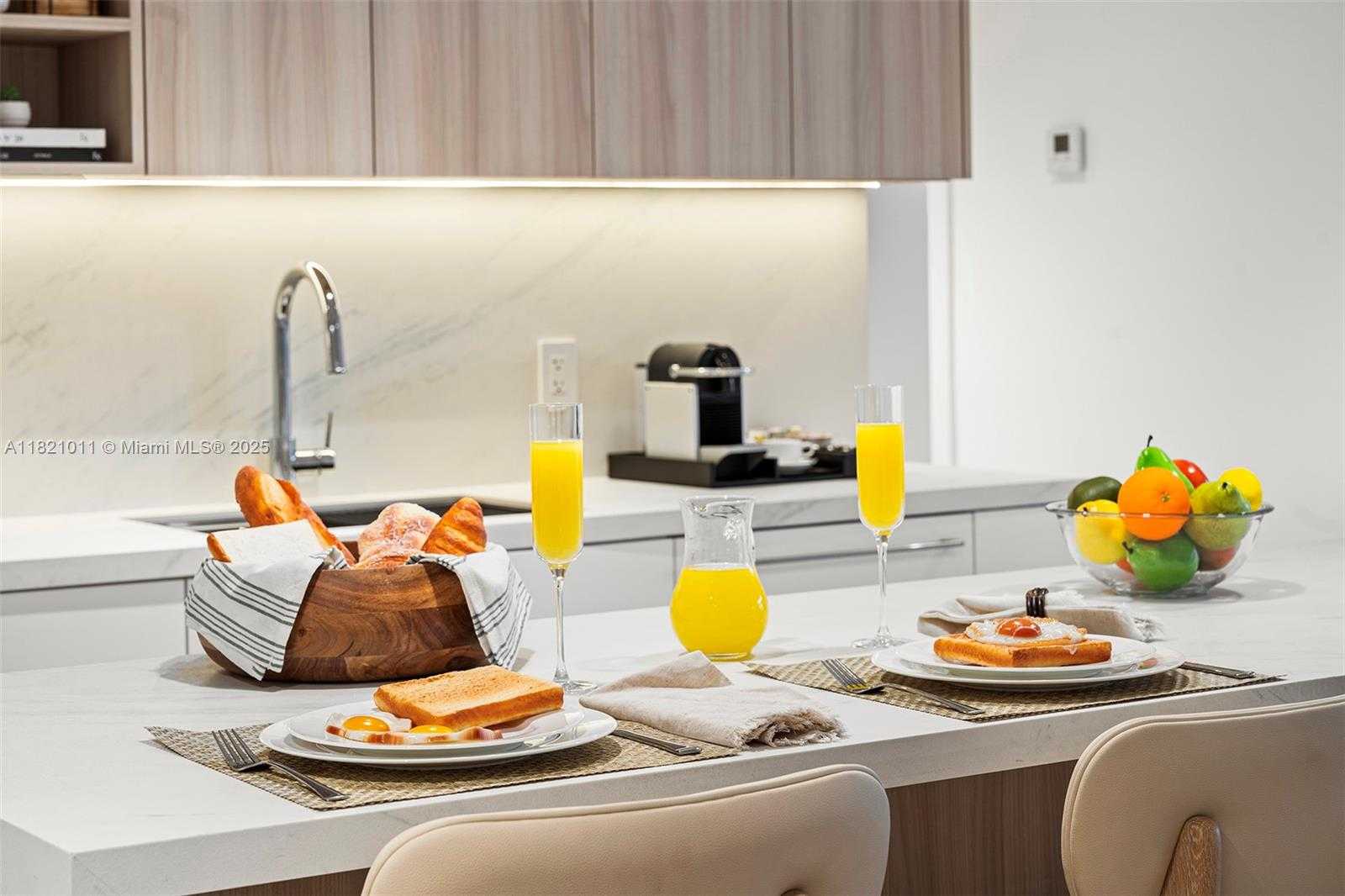 Small Image of 2301 COLLINS AVE #630, Miami Beach Number 35