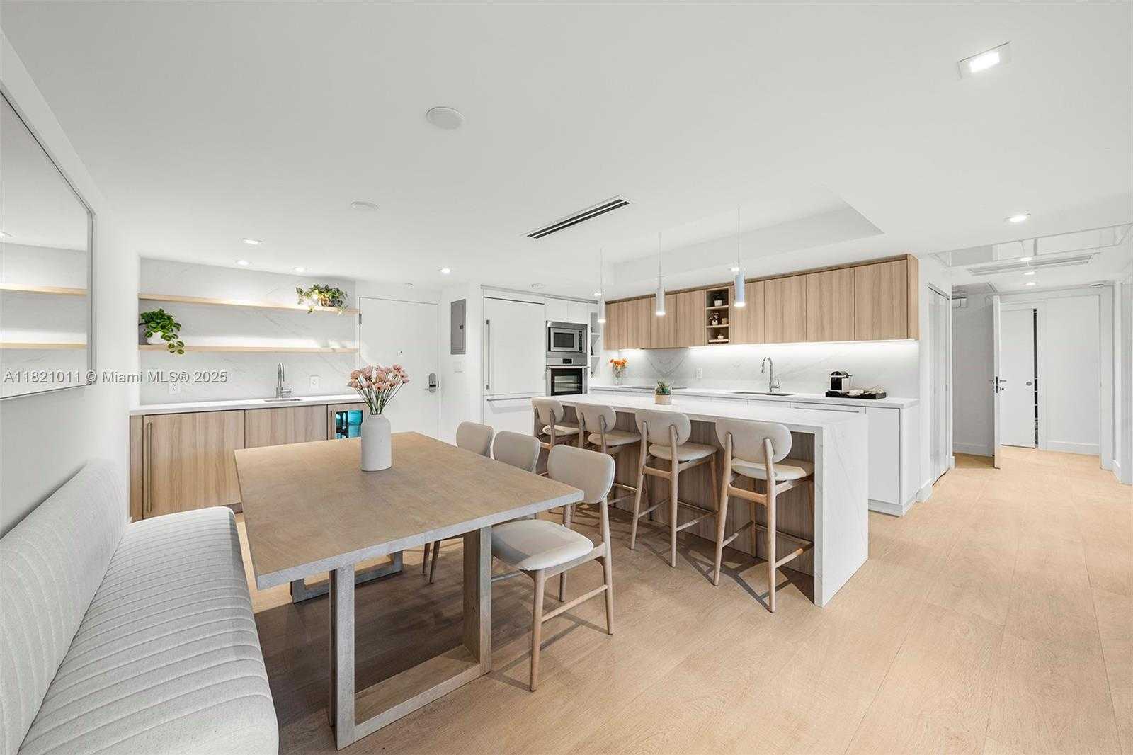 Small Image of 2301 COLLINS AVE #630, Miami Beach Number 37