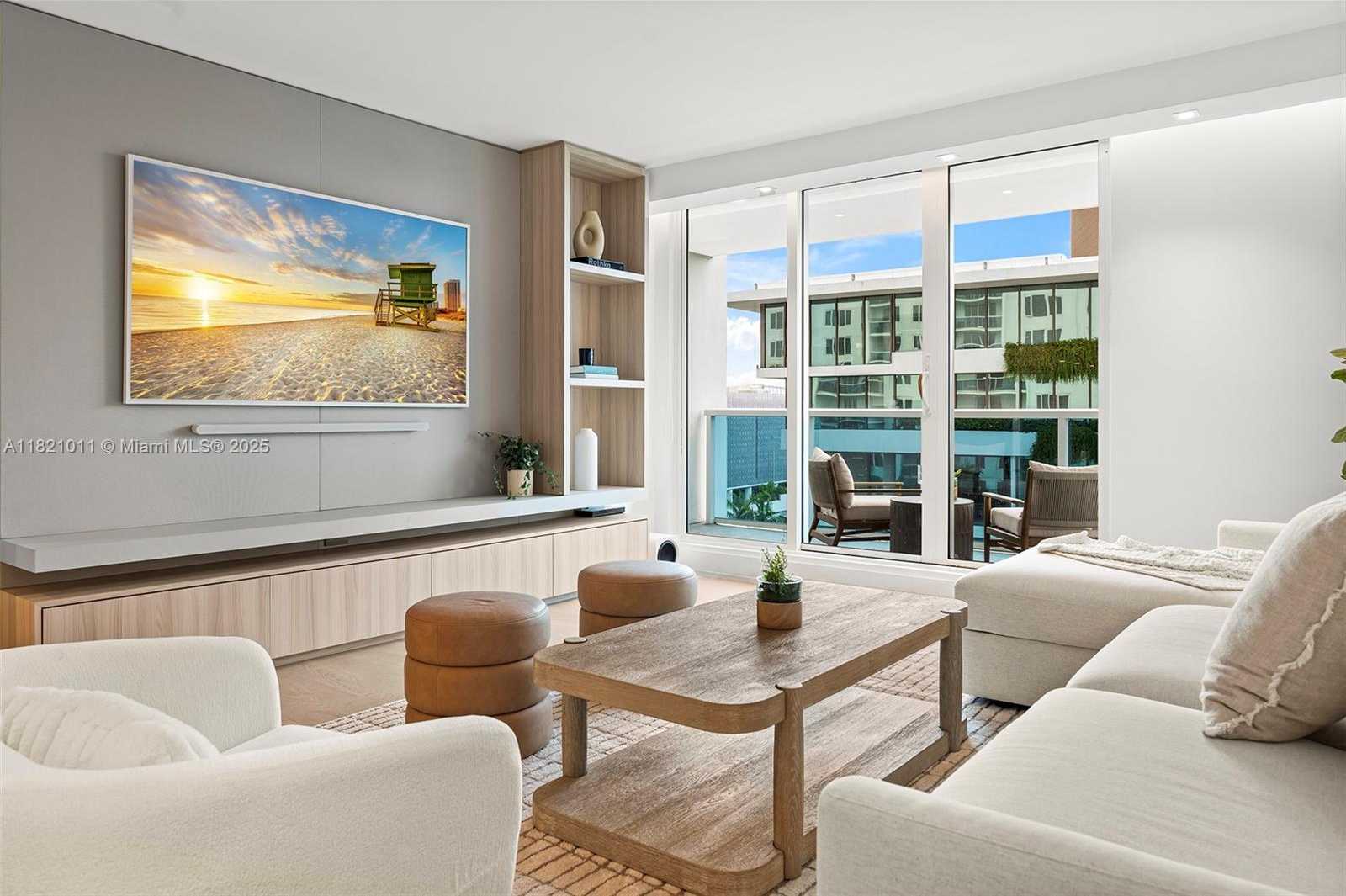 Small Image of 2301 COLLINS AVE #630, Miami Beach Number 4