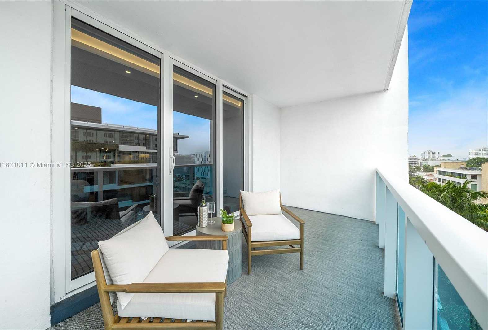 Small Image of 2301 COLLINS AVE #630, Miami Beach Number 46