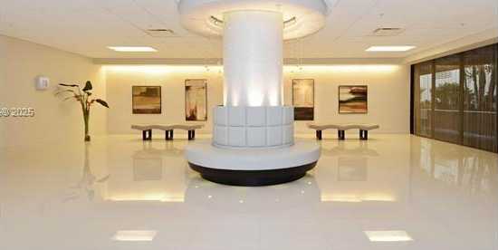 Small Image of 1621 COLLINS AVE #503, Miami Beach Number 24